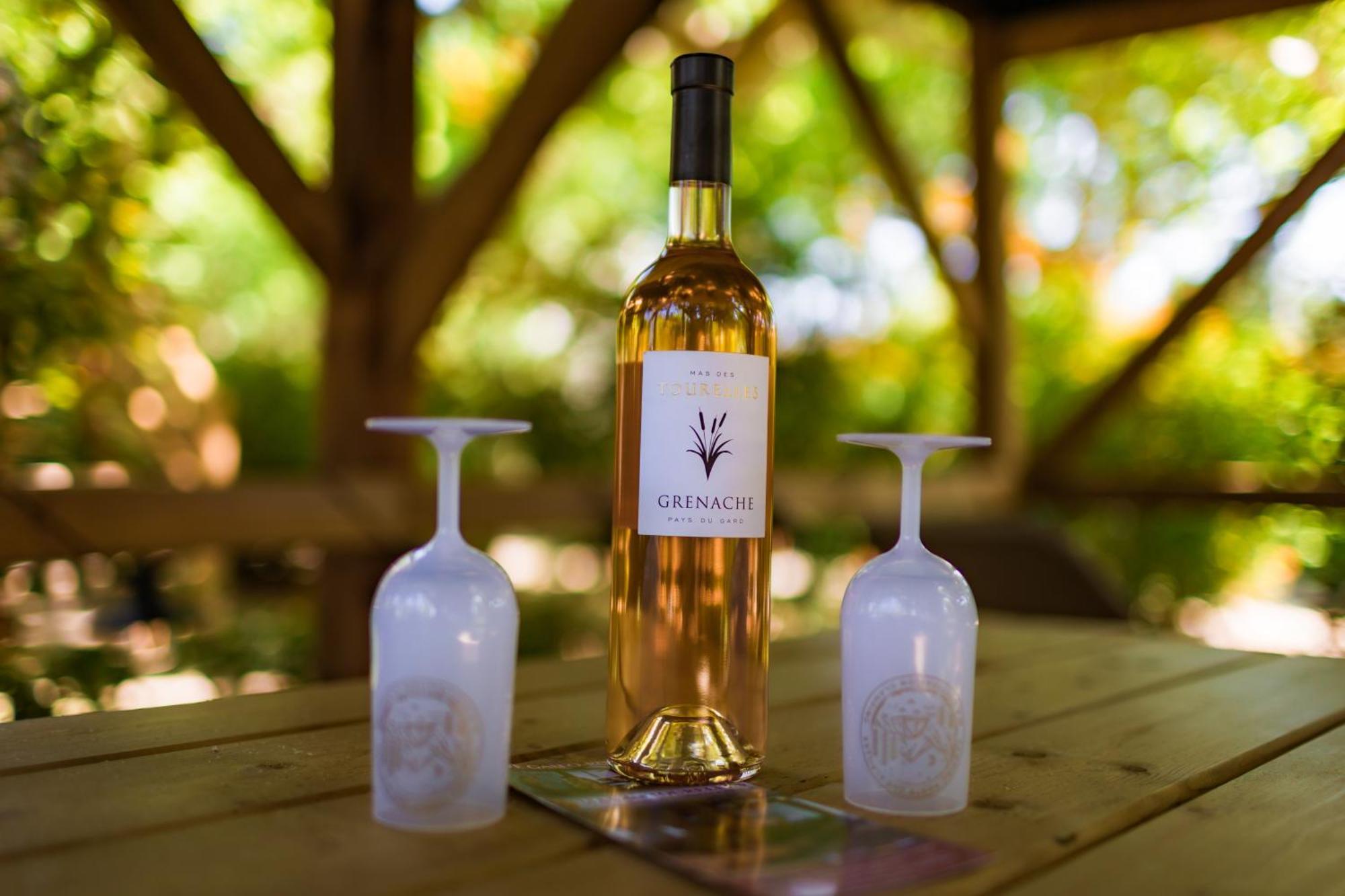 Camping Porte Des Alpilles By M.A Destination Glamping Saint-Etienne-du-Gres Luaran gambar